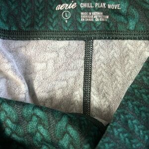 Aerie Green Chill Play Move Leggings